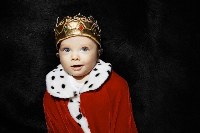 Baby wearing king outfit